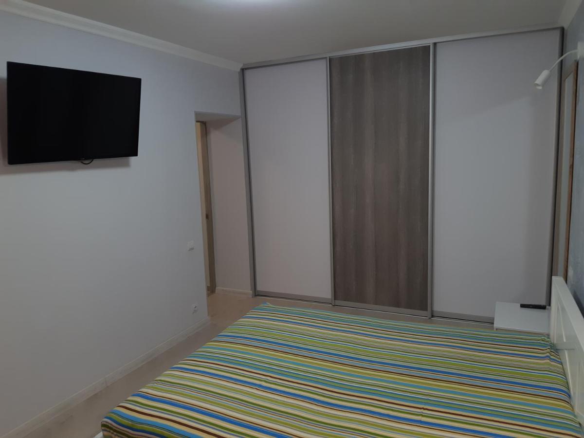Apartment Near Stadio Metalist Kharkov Luaran gambar
